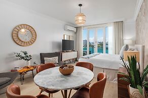 Ocean Breeze Villa