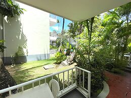 CARIBBEAN STUDIOS POOL BEACH & SPA