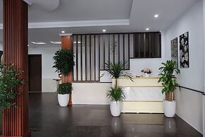 The Grand Diamond C Hotel