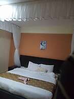 Darrel Paradise Resort