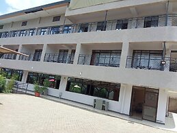 Darrel Paradise Resort