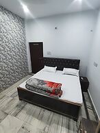 Shree Shyam Paying Guest House