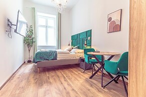 Cozy 1BR Apartment in Prime Location