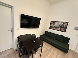 Central Vienna 3BR Apartment Comfort