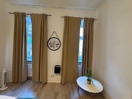 Central Vienna 3BR Apartment Comfort