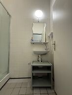 Central Vienna 3BR Apartment Comfort