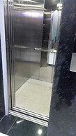 Hotel Viraj