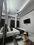 Hotel Viraj