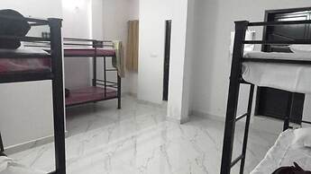 Hotel Viraj