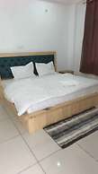 Shesh Besh Guest House & Restaurant
