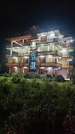 Shesh Besh Guest House & Restaurant