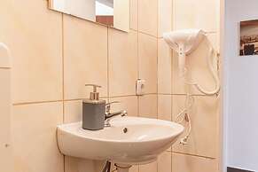 1BR Apt Near Westbahnhof Station