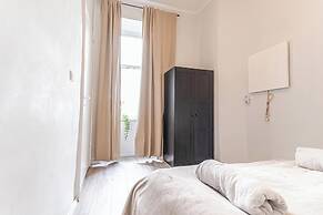 Cozy 2BR 1LR Apt Near Westbahnhof