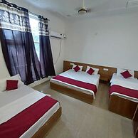 Ladlee Palace Guest House