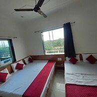 Ladlee Palace Guest House
