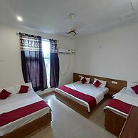 Ladlee Palace Guest House