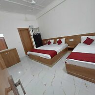 Ladlee Palace Guest House