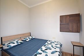 Apartment by Luxe Group AL777