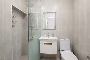 Apartment by Luxe Group AL777