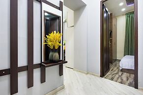 Apartments by Luxe Group AM713