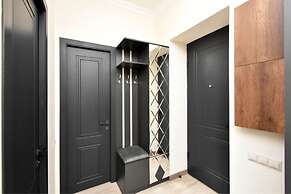 Apartments by Luxe Group AM713