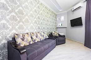 Apartments by Luxe Group AM713