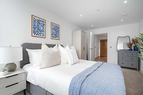 Seraphine Residence - Luxury 1BR Apartment