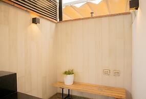w Inviting 3BR w Balcony in Hip Miraflores