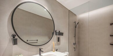 LUX 15 Northside Burj Khalifa View Suite