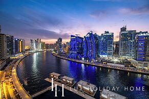 LUX 15 Northside Burj Khalifa View Suite