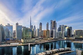LUX 15 Northside Burj Khalifa View Suite