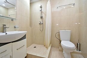 Apartment by Luxe Group KO110