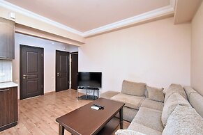 Apartment by Luxe Group KO110