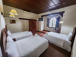 Montreal Hotel