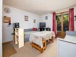 Apartment in Allos With Balcony