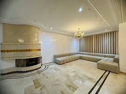 Chic 4BR with Jacuzzi-Fez New City Stay
