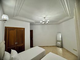 Chic 4BR with Jacuzzi-Fez New City Stay