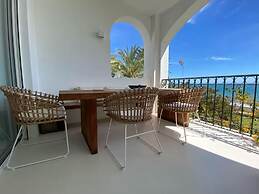 La Petite For t Seaview Flat in Marbella