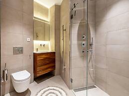 Comfortable Apartment With Panoramic Views