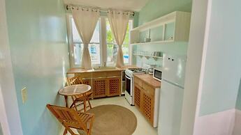 Utila Seabreeze Vacation Apartments