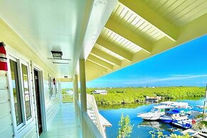Utila Seabreeze Vacation Apartments