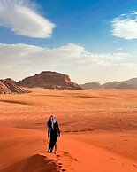 Wadi Rum Moon