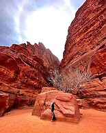 Wadi Rum Moon