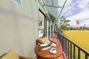 Paradise Mountain View Resort