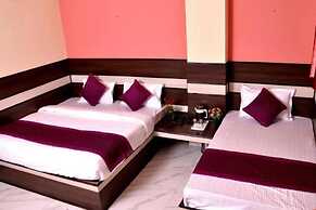 Hotel Churu Palace