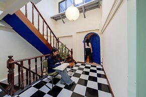 Bluehouse191 hometel