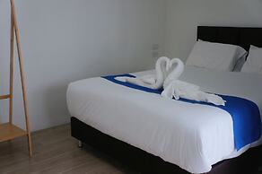 A&J Holiday Villa Phuket