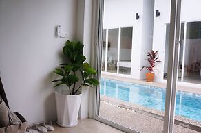 A&J Holiday Villa Phuket