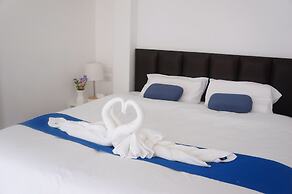 A&J Holiday Villa Phuket