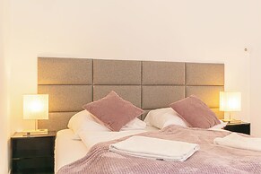 Charming 2BR Apt Close to Westbahnhof